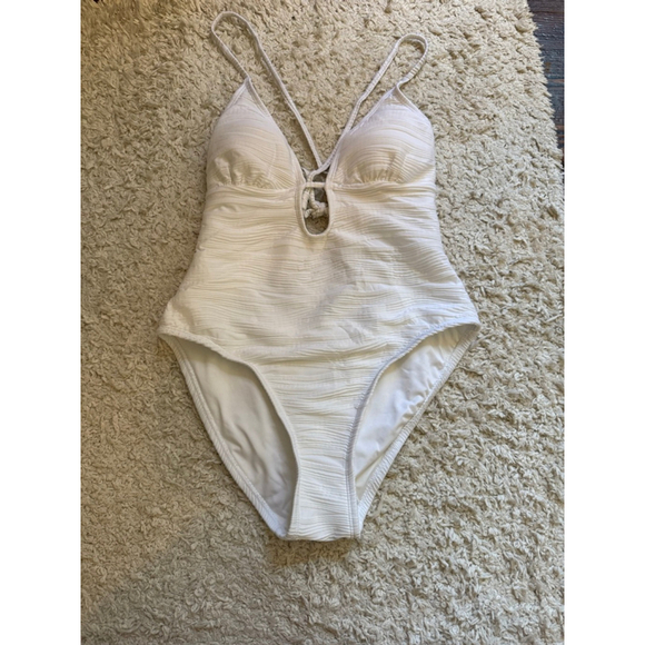 Lucky Brand Other - NWT Women's Lucky Brand White Textured One Piece Swimsuit Medium